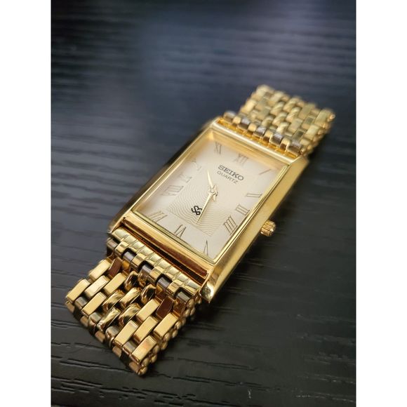 🔥NEW OLD STOCK - RARE - Vintage Seiko‎ Slim Tank Quartz Men's Gold Watch